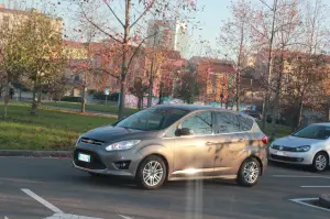 Ford C-Max Titanium 1.6 120 CV - Prova su strada