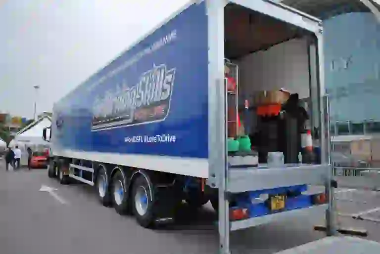 Ford Driving skills - 8
