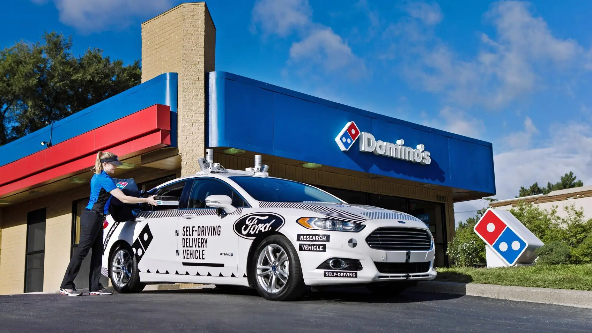 Ford e Domino Pizza - 5