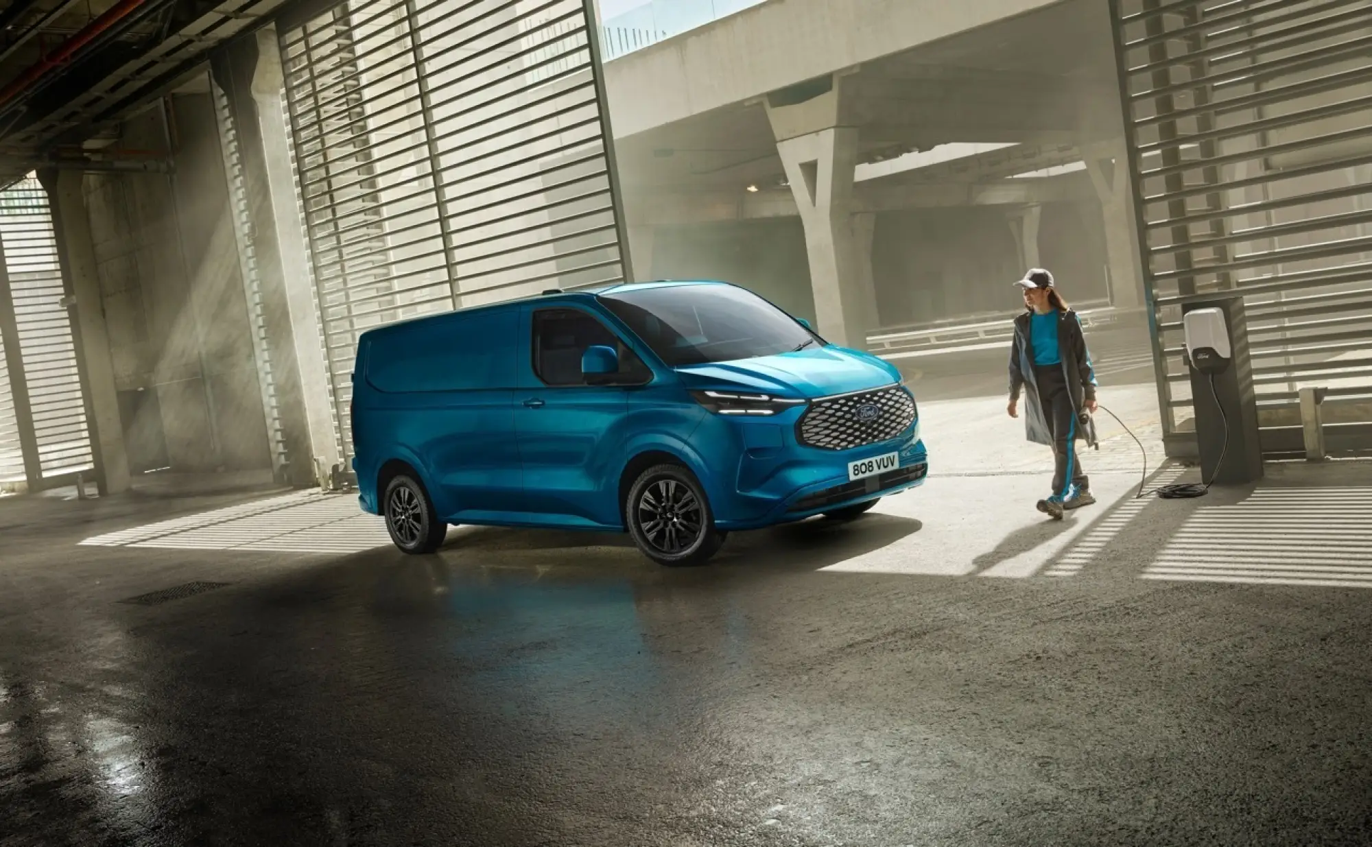 Ford E-Transit Custom - Foto ufficiali - 5