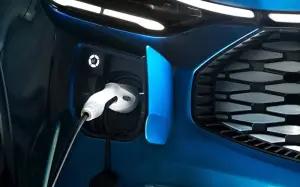 Ford E-Transit Custom - Foto ufficiali