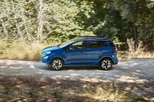 Ford EcoSport MY 2018 - 9