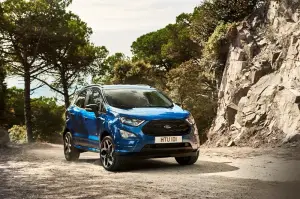 Ford EcoSport nuovo modello prime immagini ufficiali - 3