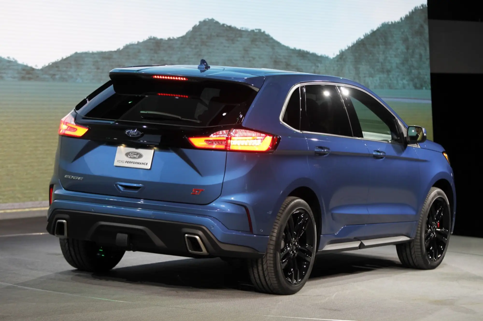 Ford Edge ST - Salone di Detroit 2018 - 6