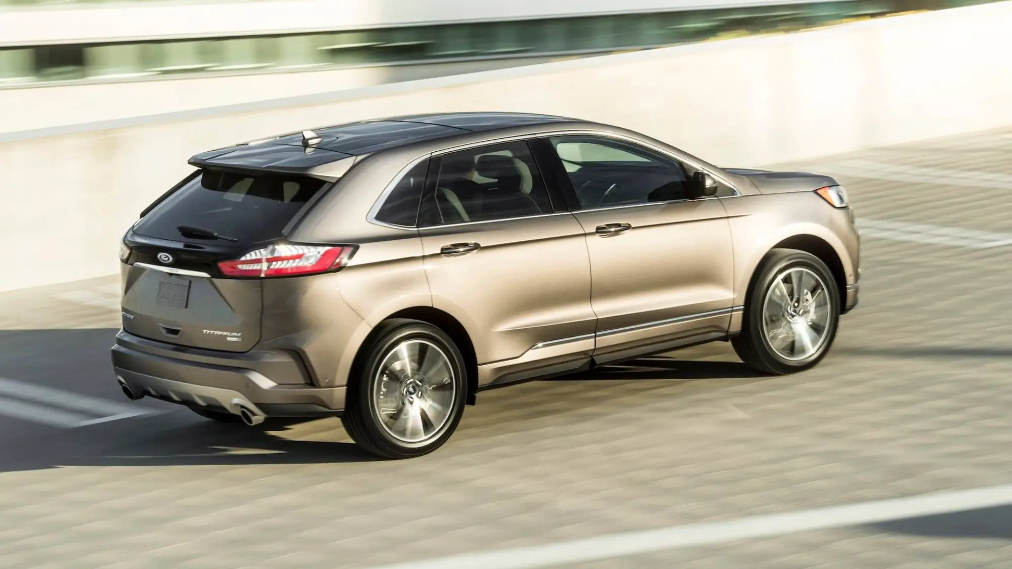 Ford Edge Titanium Elite - 16