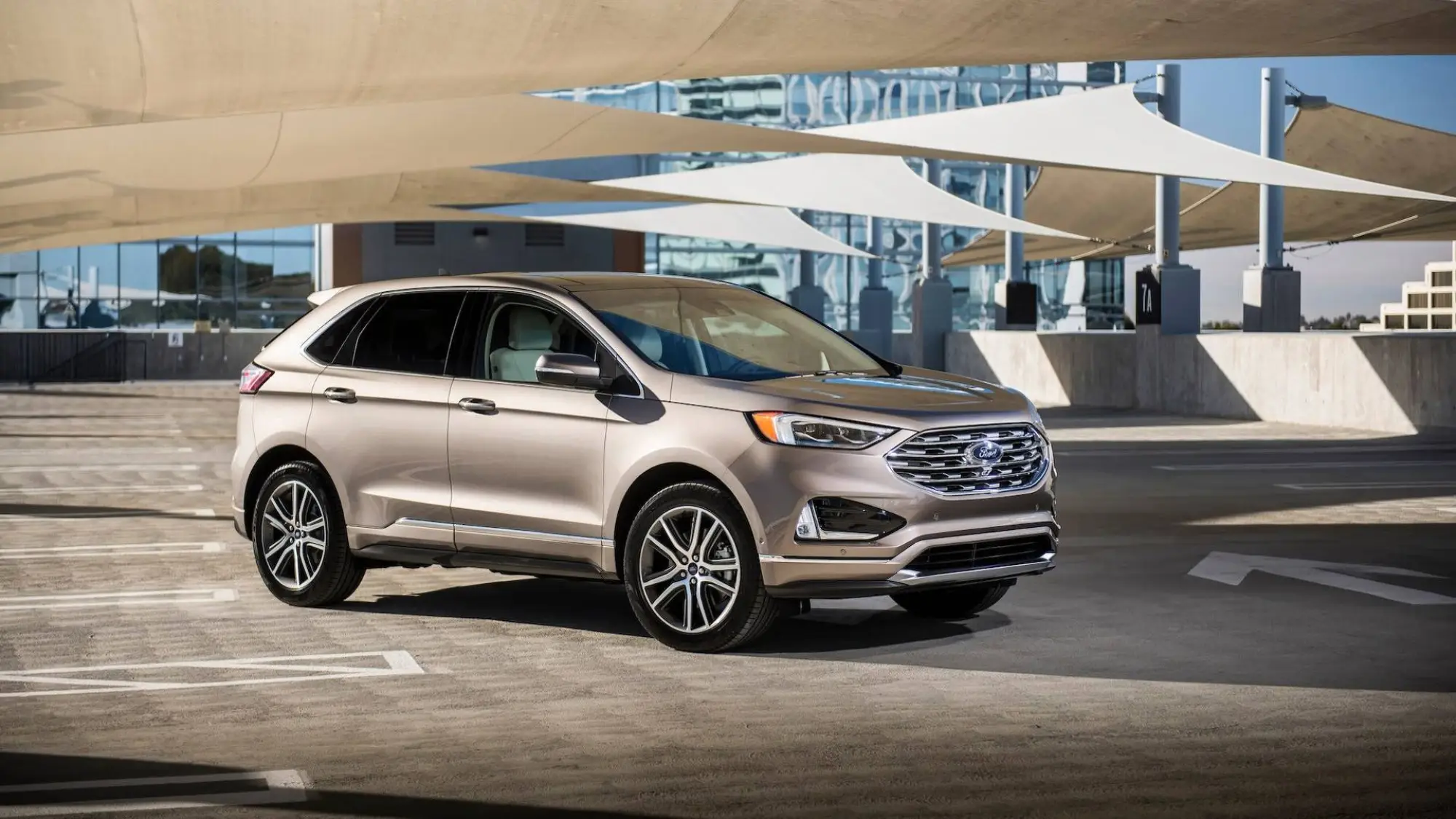 Ford Edge Titanium Elite - 21