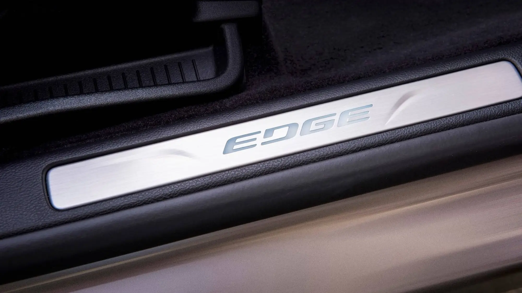 Ford Edge Titanium Elite - 38