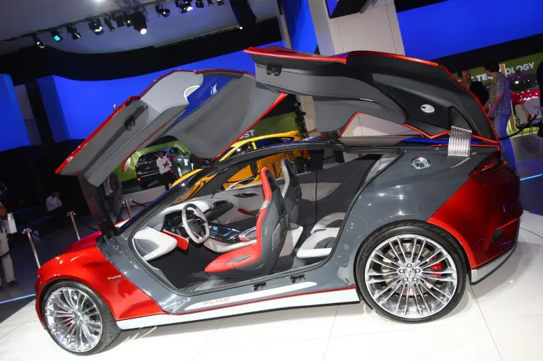 Ford Evos Concept - Salone di Francoforte 2011 - 9