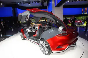 Ford Evos Concept - Salone di Francoforte 2011 - 12
