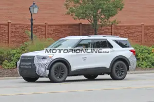 Ford Explorer FX4 - Foto spia 23-9-2020