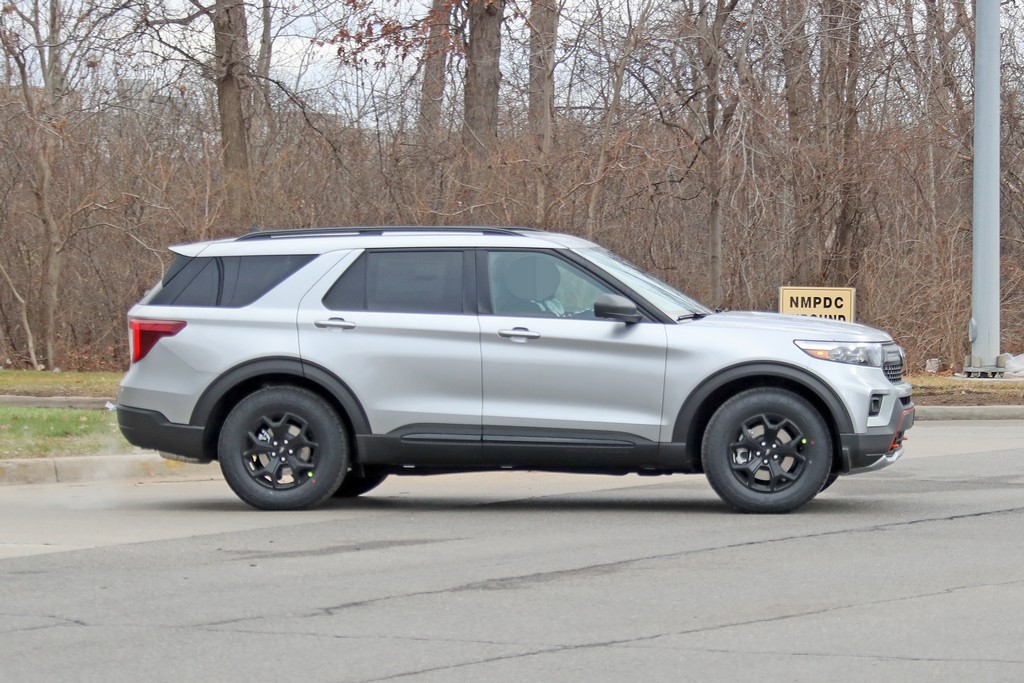 Ford Explorer Timberline 2021 
