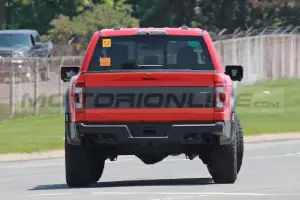 Ford F-150 Raptor R - Foto Spia 26-05-2022 - 6