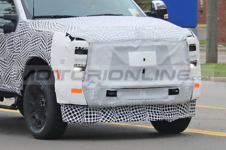 Ford F-350 Platinum - Foto Spia 02-11-2021 - 2