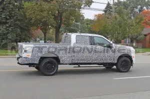 Ford F-350 Platinum - Foto Spia 02-11-2021 - 5