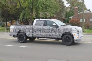 Ford F-350 Platinum - Foto Spia 02-11-2021 - 8