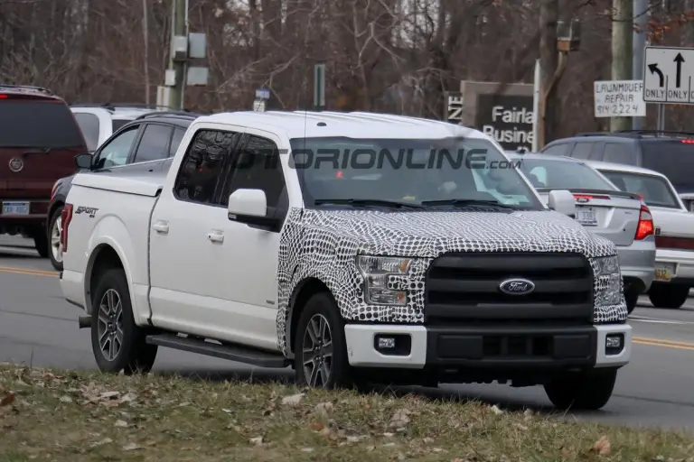 Ford F150 Hybrid - Foto spia 25-01-2017 - 1