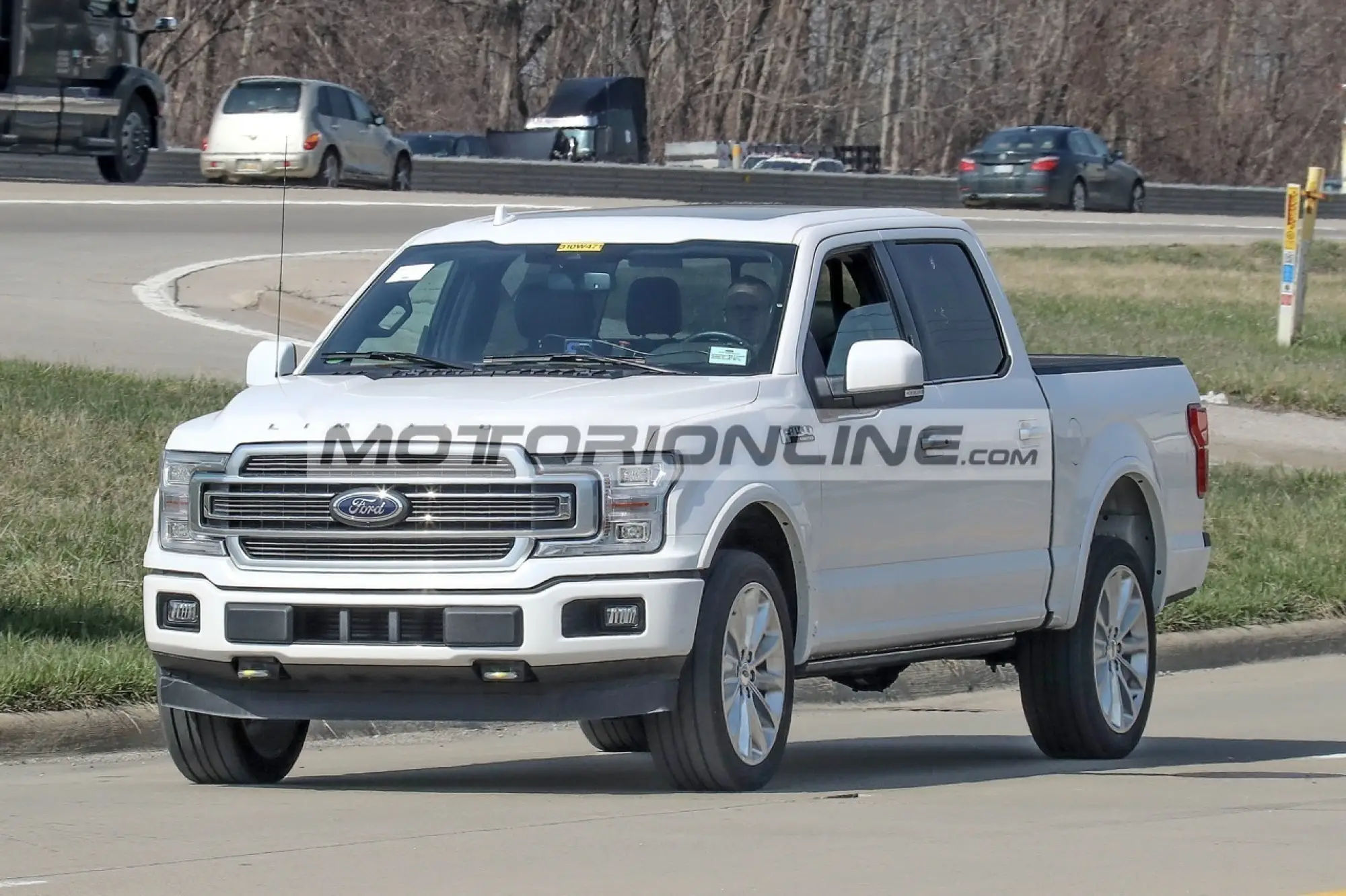 Ford F150 Limited 2019 - foto spia 23-4-2018 - 1