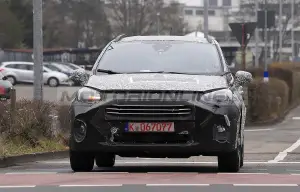 Ford Fiesta 2022 - Foto spia 09-03-2021 - 1