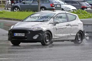 Ford Fiesta 3 porte - Foto spia 17-08-2016