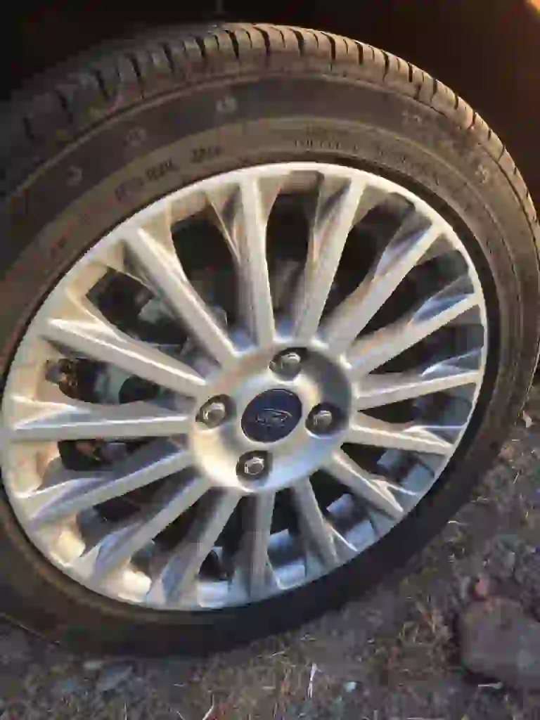 Ford Fiesta EcoBoost: prova su strada - 15