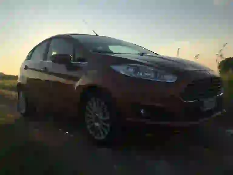 Ford Fiesta EcoBoost: prova su strada - 24