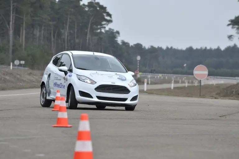 Ford Fiesta eWheelDrive - 7