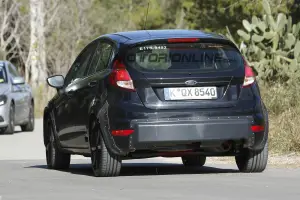Ford Fiesta RS - Foto spia 26-11-2015