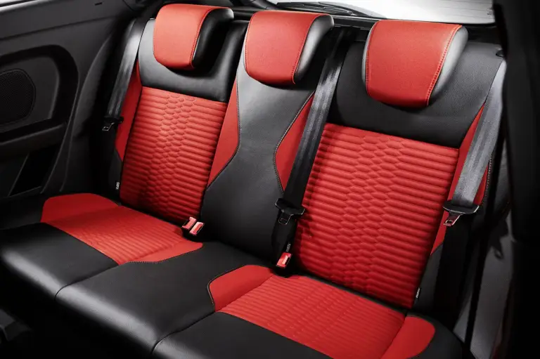 Ford Fiesta ST 2012 - 4