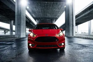 Ford Fiesta ST (2014) - 21