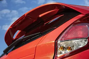 Ford Fiesta ST (2014) - 33