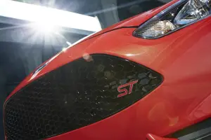 Ford Fiesta ST (2014) - 35