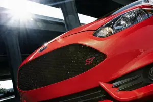 Ford Fiesta ST (2014) - 36