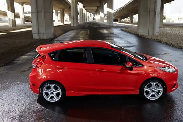 Ford Fiesta ST (2014) - 60