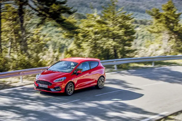 Ford Fiesta ST 2018 Test Drive - 9