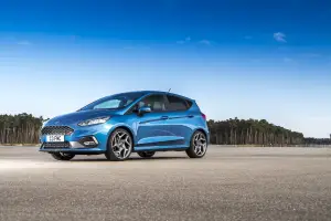 Ford Fiesta ST 2018 - 18