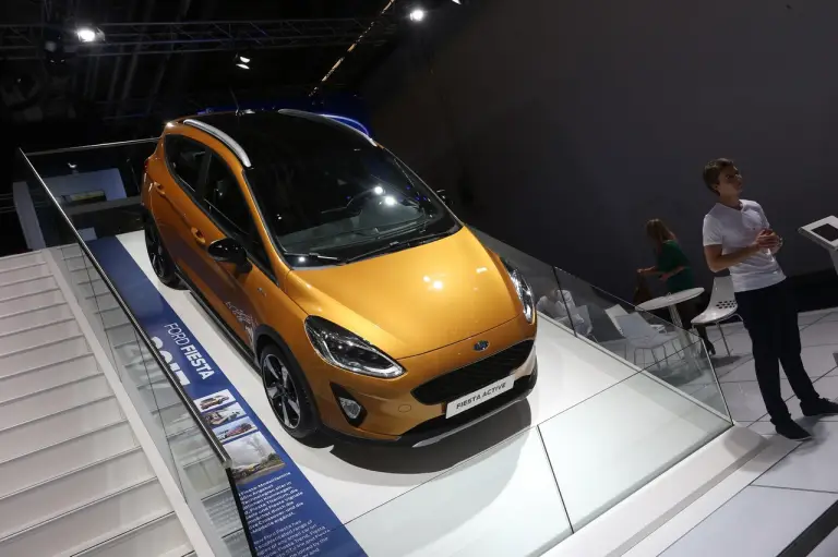 Ford Fiesta (ST, Active, Vignale) - Salone di Francoforte 2017 - 1