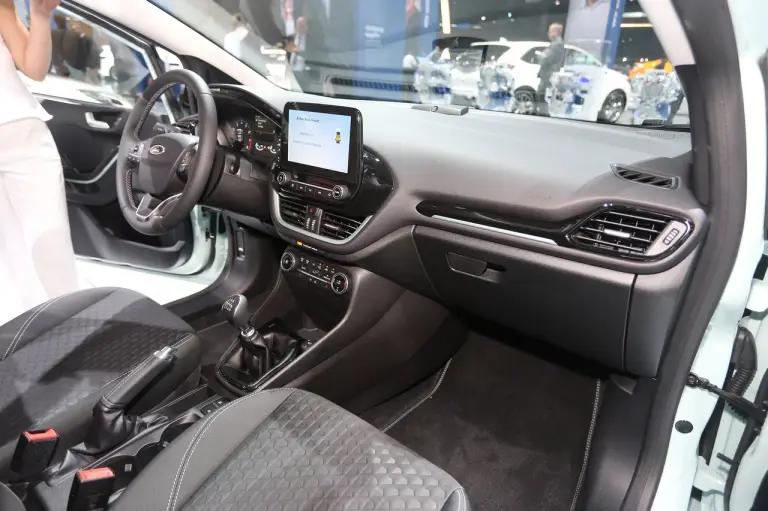 Ford Fiesta (ST, Active, Vignale) - Salone di Francoforte 2017 - 26