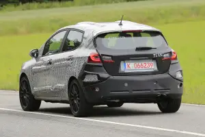 Ford Fiesta ST foto spia 21 giugno 2016 - 7