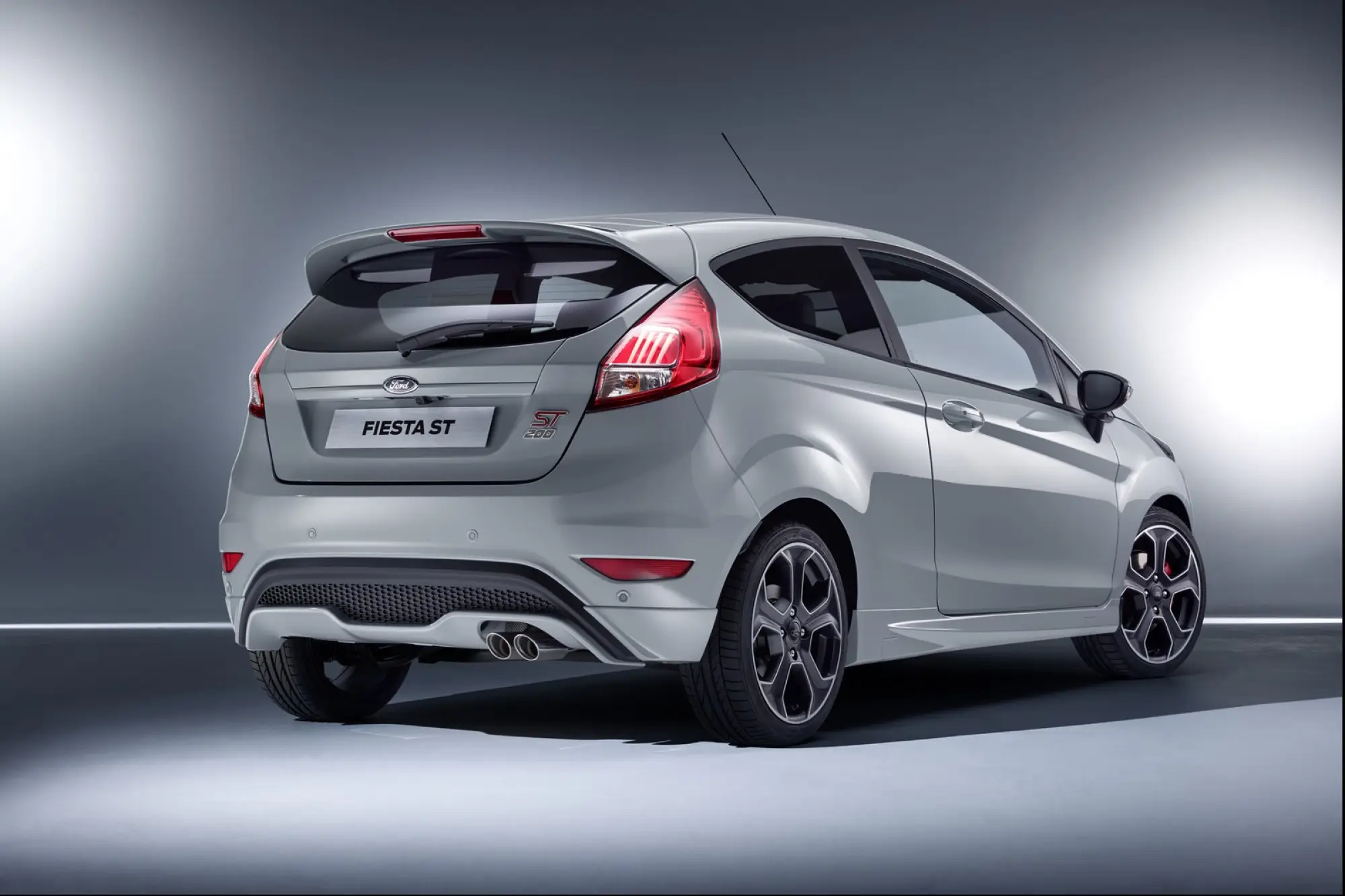 Ford Fiesta ST200 - 10