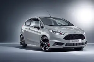 Ford Fiesta ST200 - 1