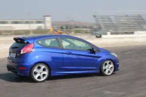 Ford Fiesta St:prova su strada