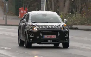 Ford Fiesta SUV - Foto spia 08-01-2019