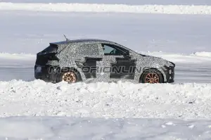 Ford Fiesta SUV foto spia 13 marzo 2019
