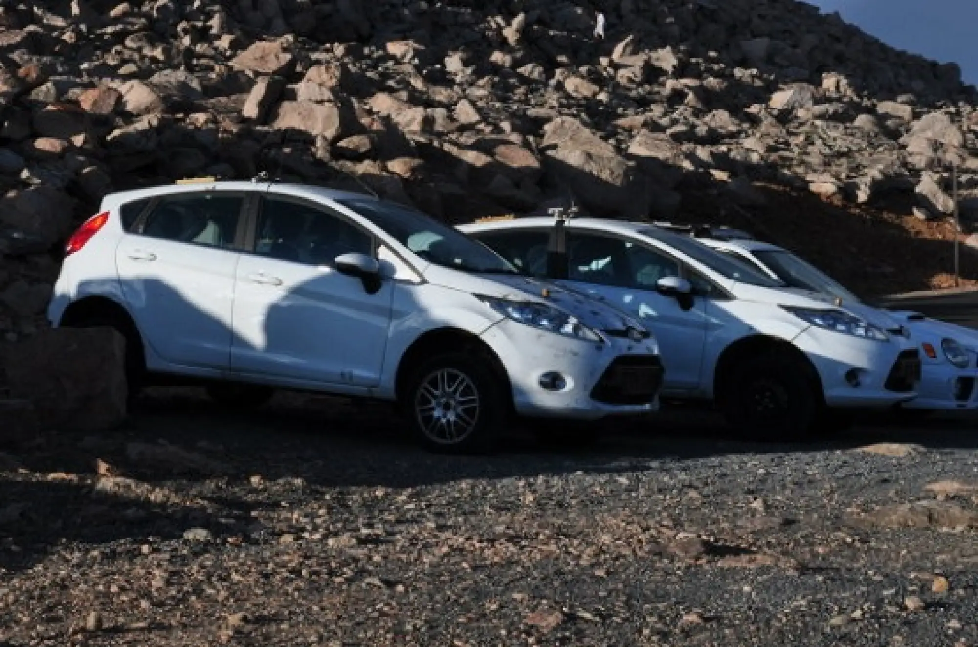 Ford Fiesta SUV foto spia agosto 2011 - 1