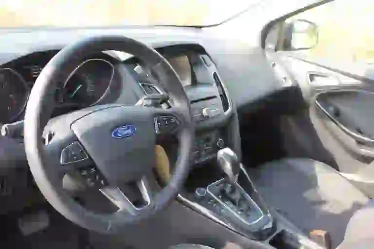 Ford Focus 1.6 TDCI: prova su strada - 26