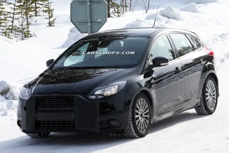 Ford Focus 2014 - Foto spia: 03-04-2013 - 2