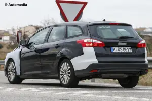 Ford Focus 2014 - Foto spia: 19-12-2013 - 8