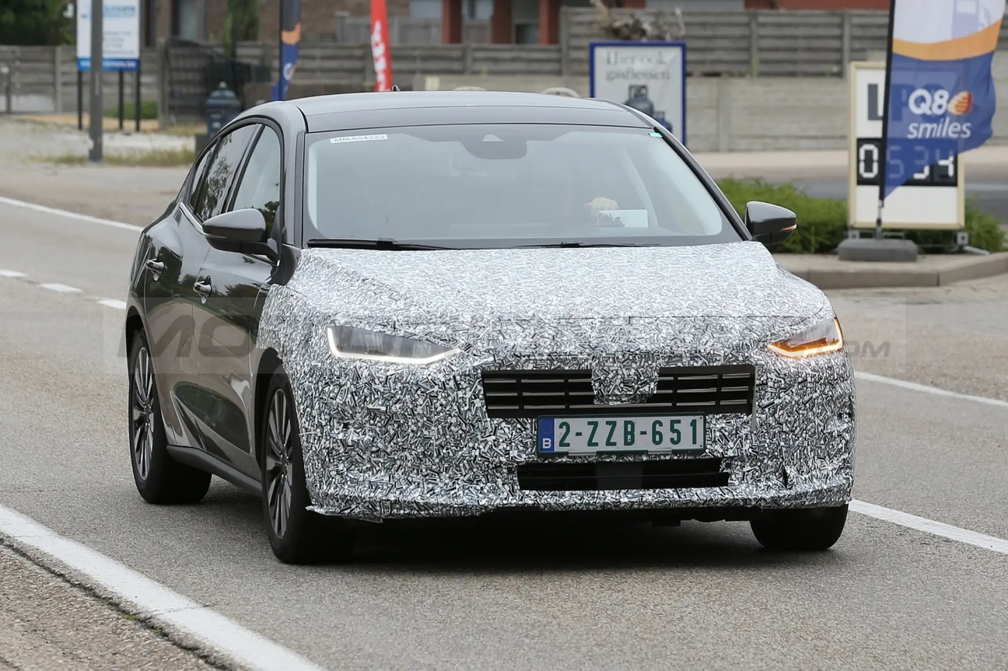 Ford Focus Berlina 2022 - Foto Spia 09-09-2021 - 1