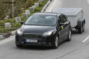 Ford Focus Facelift 2014 - Foto spia 20-06-2013 - 1