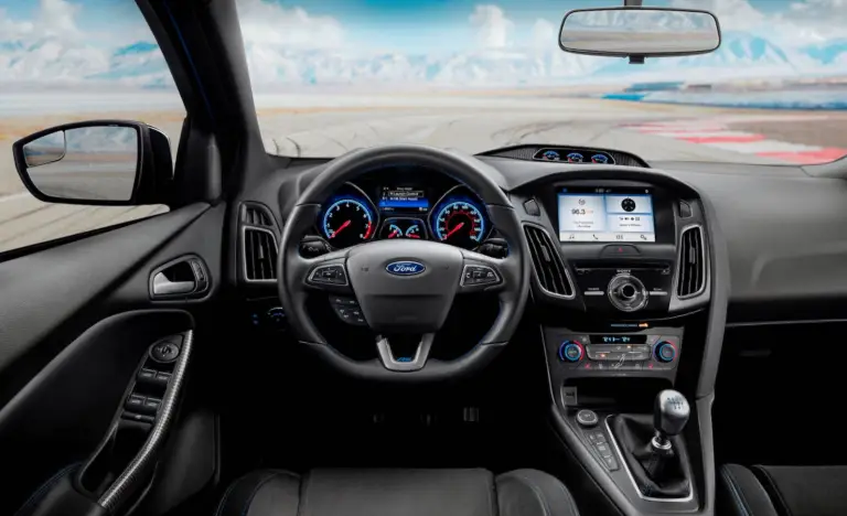 Ford Focus RS Limited Edition - 6